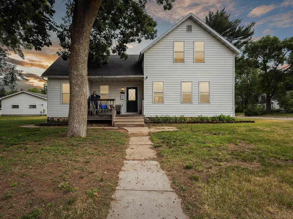 617 E Maurer St, Shawano, WI 54166