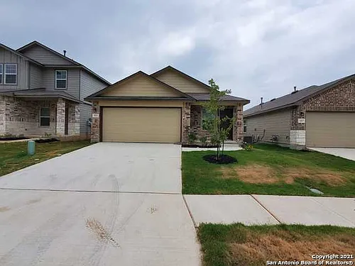 153 Middle Green Loop Photo 1