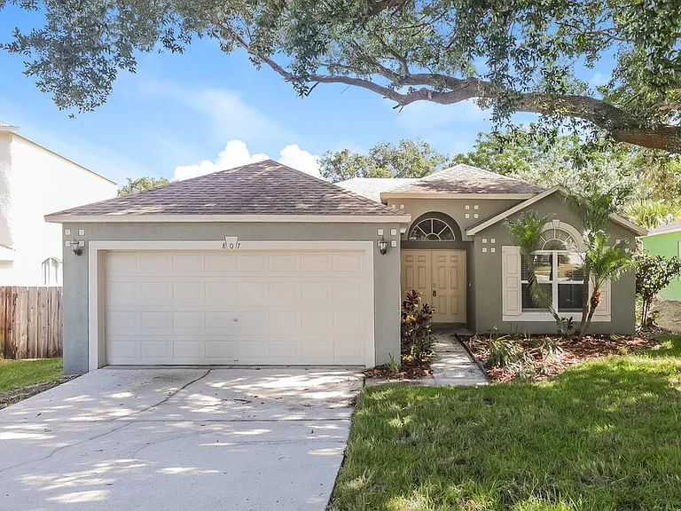 807 Rocky Mountain Ct — Photo 1