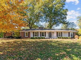 1811 Bopp Rd, Saint Louis, MO 63131