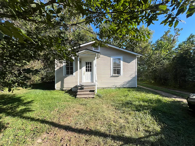 201 Williams Rd — Photo 2