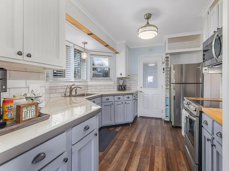 3015 Pilgrims Point Ln — Photo 21