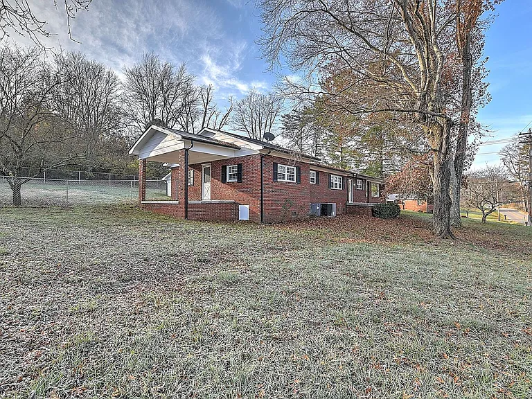 4151 Cameron Rd — Photo 26