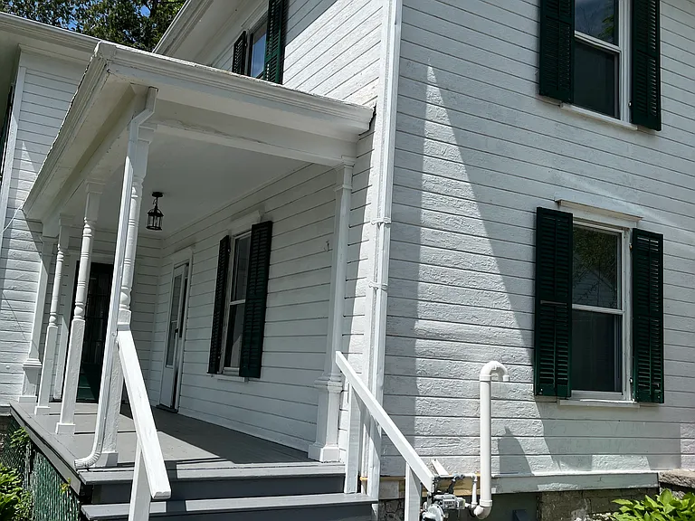 4750 Syracuse Rd — Photo 2