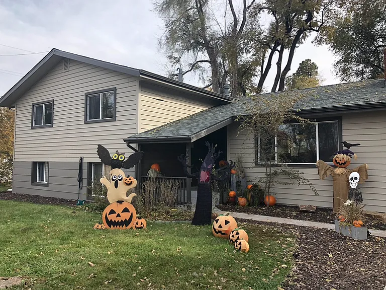 W Vine Dr — Photo 2