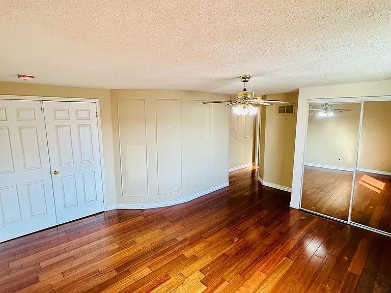 52 Moffatt Ave — Photo 40