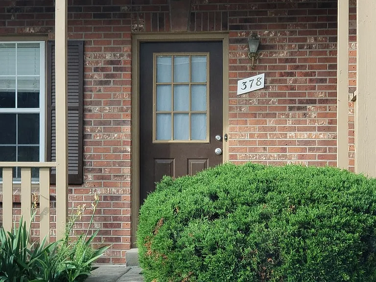 378 Pheasant Run — Photo 10