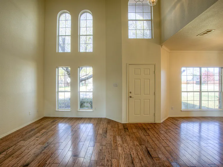 5441 Mohawk Ct — Photo 7