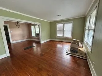 208 Tours St — Photo 6