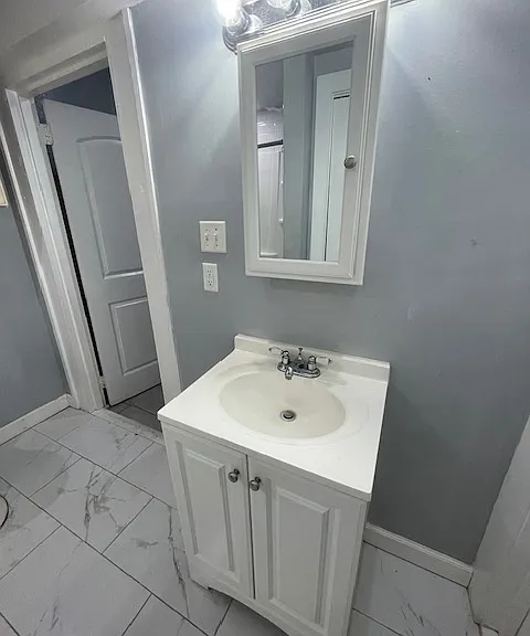 3437 Freret St — Photo 31