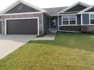50 NE Fox Run Trl, Waukee, IA 50263