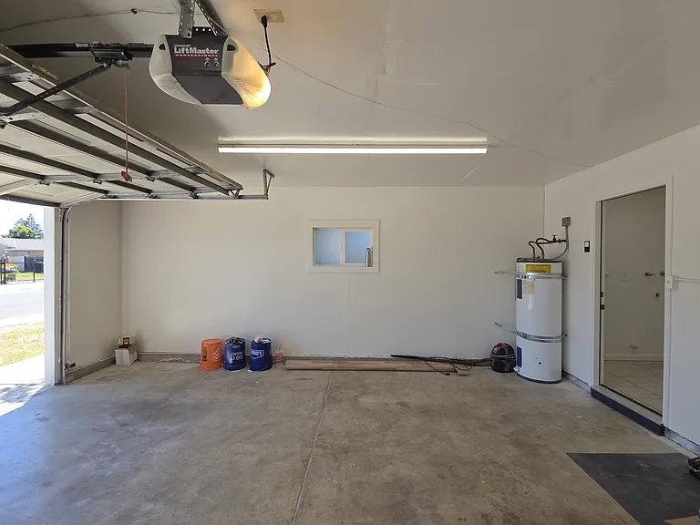 8533 Sun Florin Dr — Photo 11