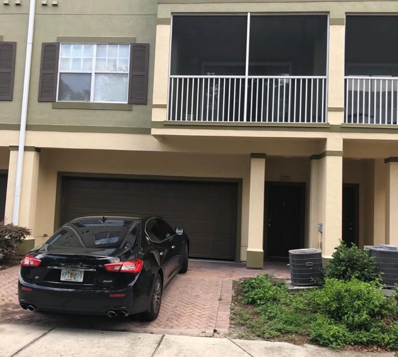 2 bed, 1250 sqft, $2,100 — Photo 1