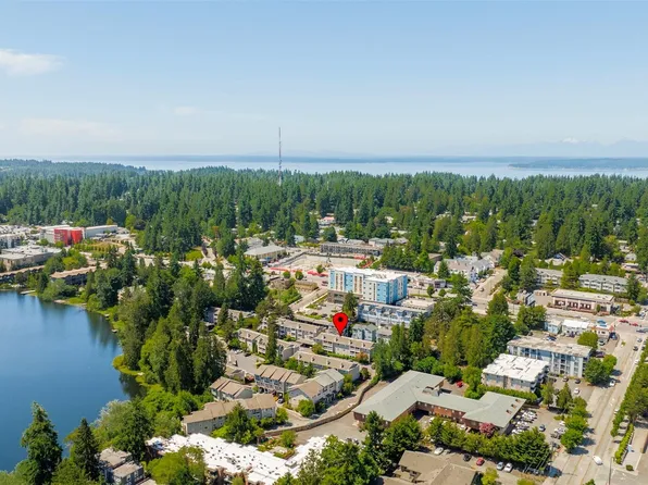 1132 N 198th Street #C204, Shoreline, WA 98133