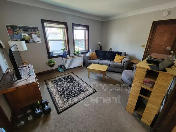 305 N 12th Ave E APT D, Duluth, MN 55805