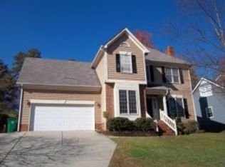 717 Grays Creek Ln, Charlotte, NC 28214