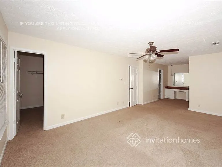 3884 Hunting Ridge Dr SW — Photo 8