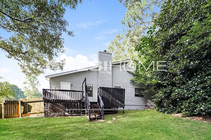 935 River Glen Pl — Photo 14