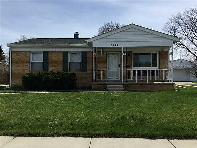 1st image of 2435 Maryland Pl