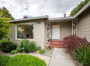 34 Cedar St, San Carlos, CA 94070