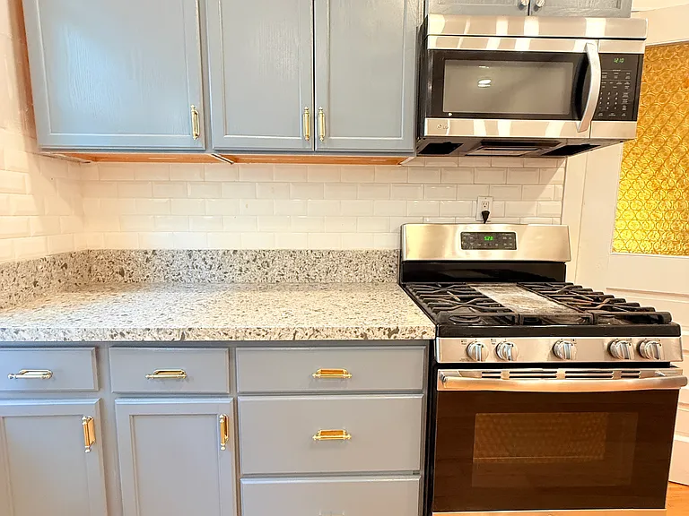 3255 N Kenneth Ave #H — Photo 5