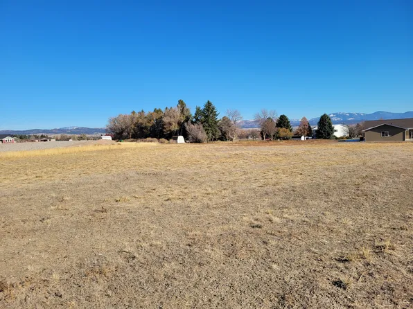 6745 Scratchgravel Dr, Helena, MT 59602