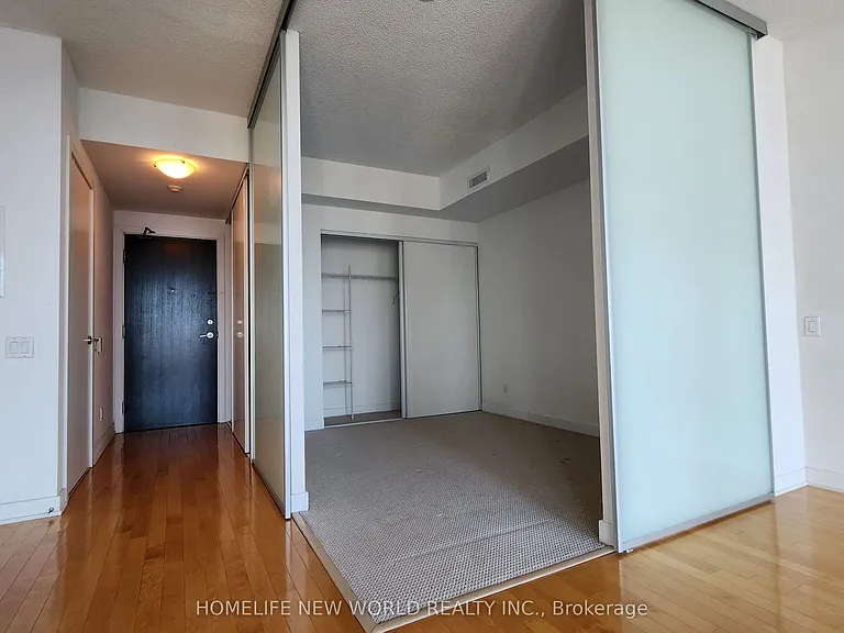 33 Charles St E #2507 — Photo 11