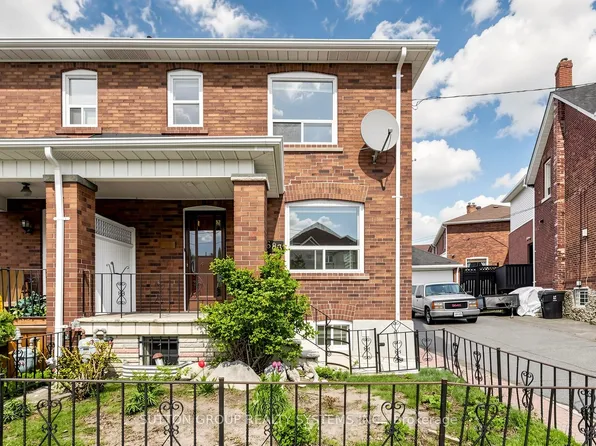 683 Old Weston Rd, Toronto, ON M6N 3B6