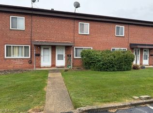 1614 Ridgewick Dr, Wickliffe, OH 44092