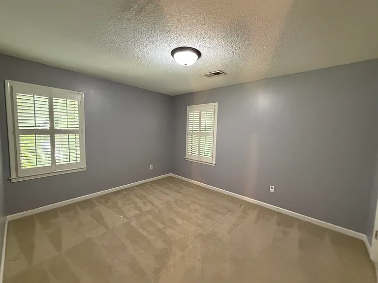 8149 Kimbrook Dr — Photo 14