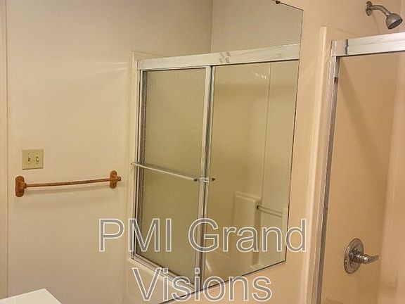 5th image of 1308 Arthur Ave #10