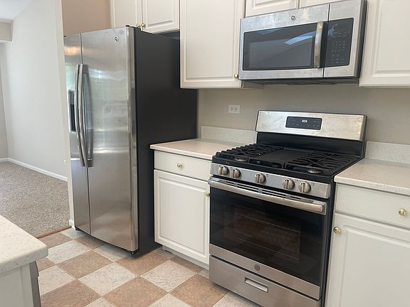2nd image of 2393 Madiera Ct