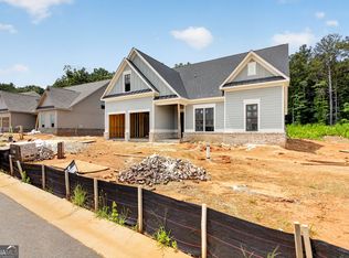 357 Lake Vista Dr, Statham, GA 30666