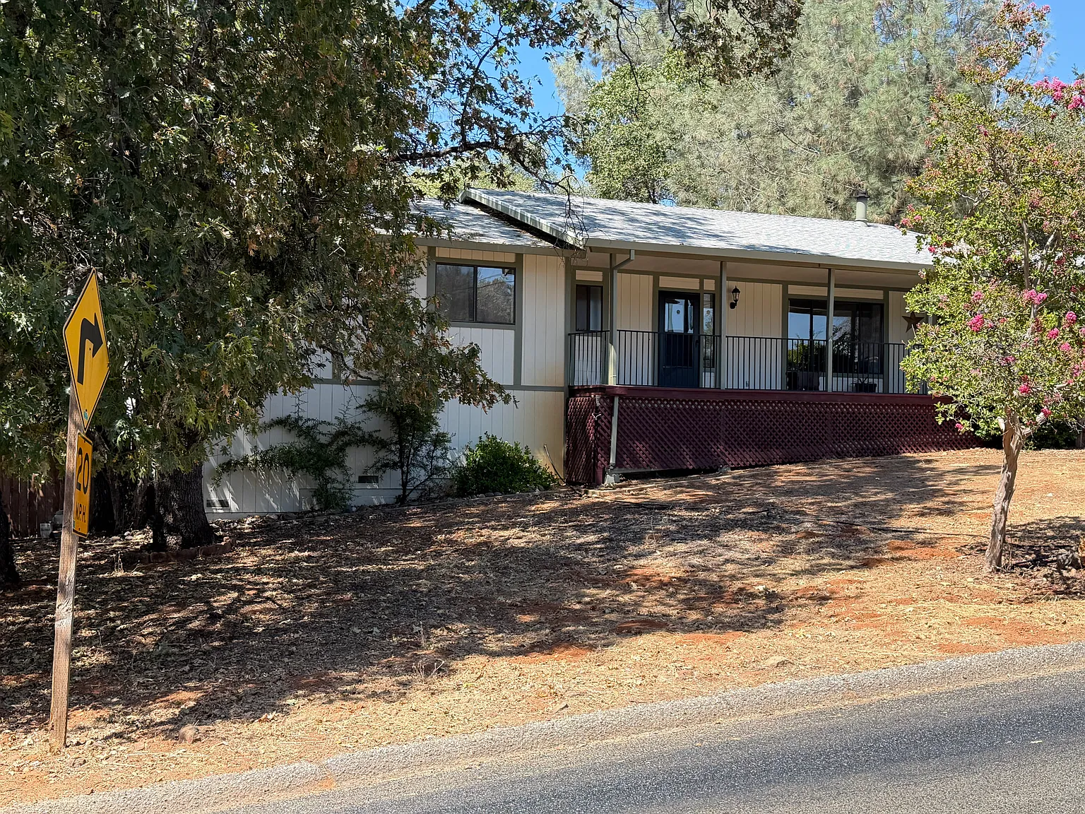 17016 Patricia Way — Photo 1