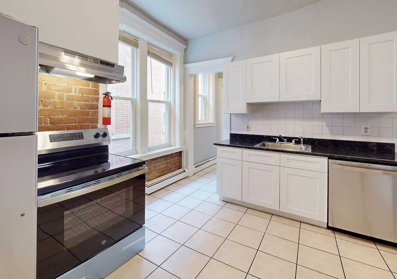 65 Lake Place — Photo 2