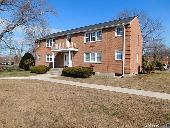 2nd image of 2 Brickyard Road #3C