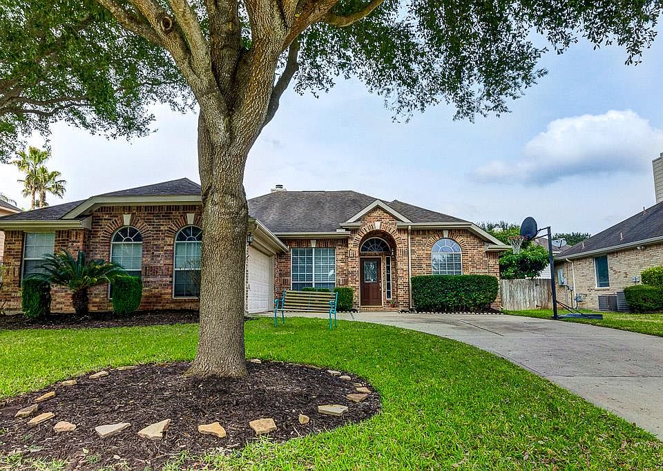 1st image of 2710 Green Falls Ln