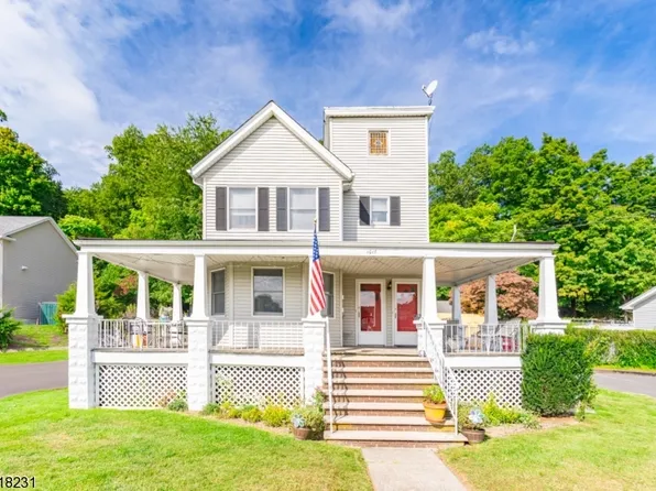 1017 Ringwood Ave, Wanaque Boro, NJ 07420