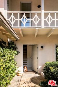 2252 Kenilworth Ave, Los Angeles, CA, 90039