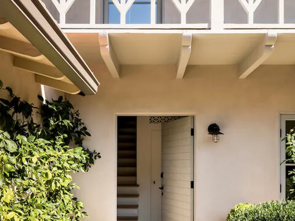 2252 Kenilworth Ave, Los Angeles, CA 90039