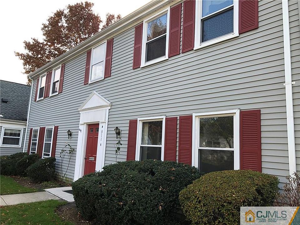 2nd image of 311B Sharon Way #311B