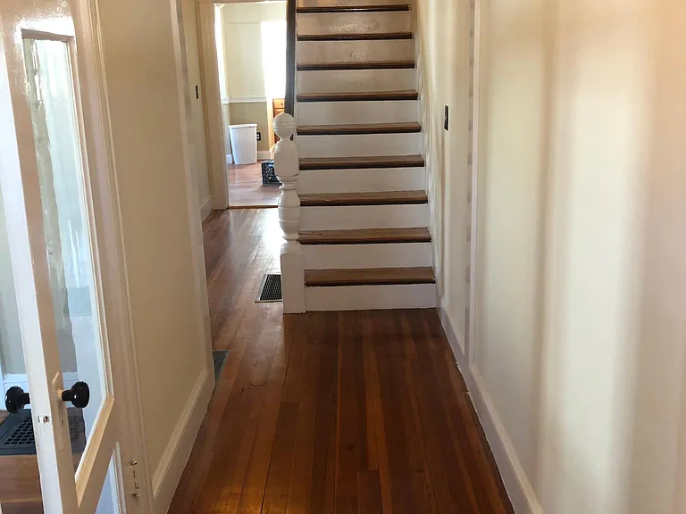 N Payne St — Photo 8