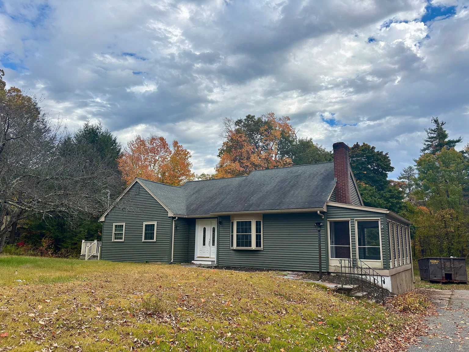 3 bed, 1800 sqft, $2,800 — Photo 1