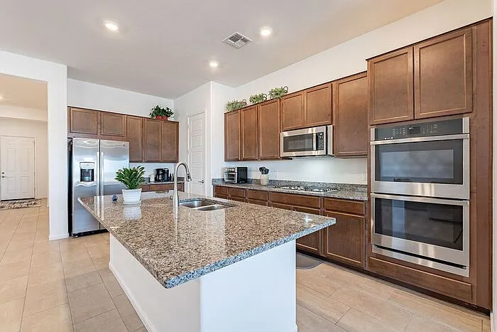 12442 N Appling Ave — Photo 14