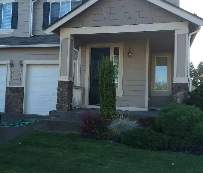 5431 Boardwalk St SE — Photo 1