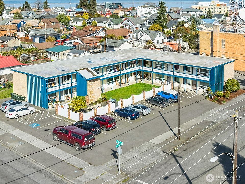 1st image of 402 Laurel Street