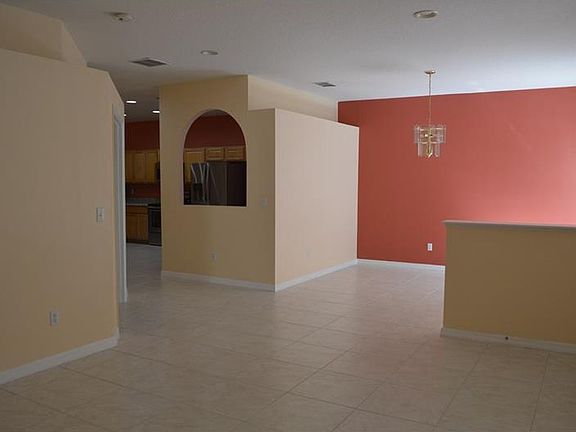 3rd image of 10114 Marsh Pine Cir