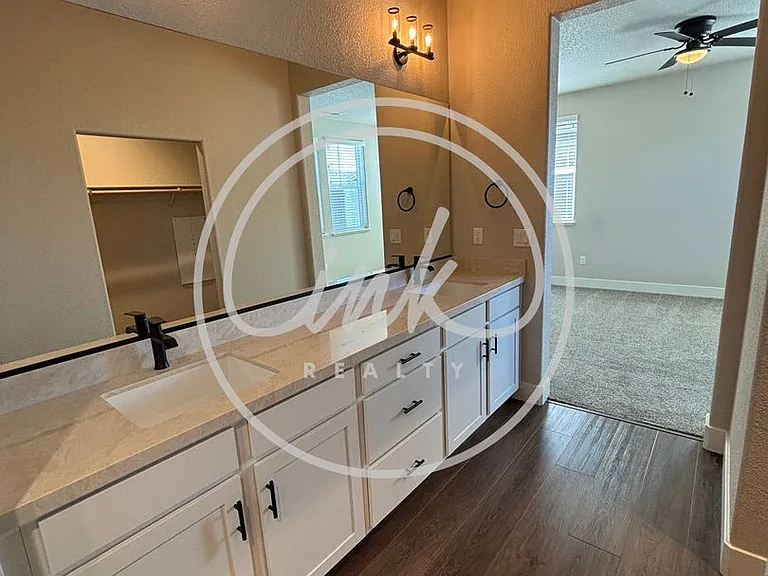 306 Cattail Cir — Photo 13