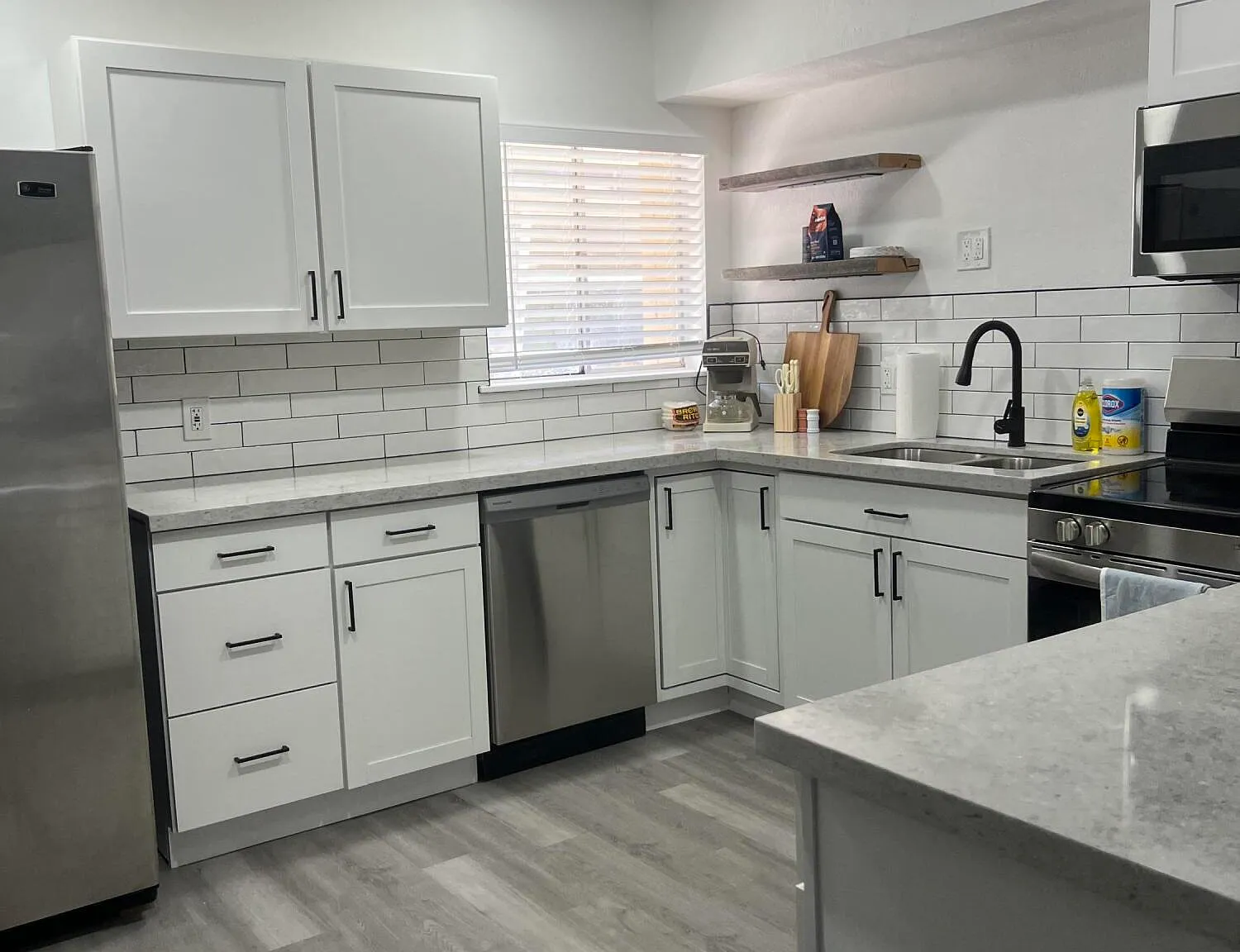 1 bed, 1.0 bath, 754 sqft, $1,800 — Photo 1