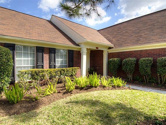 4th image of 5546 Clintridge Dr